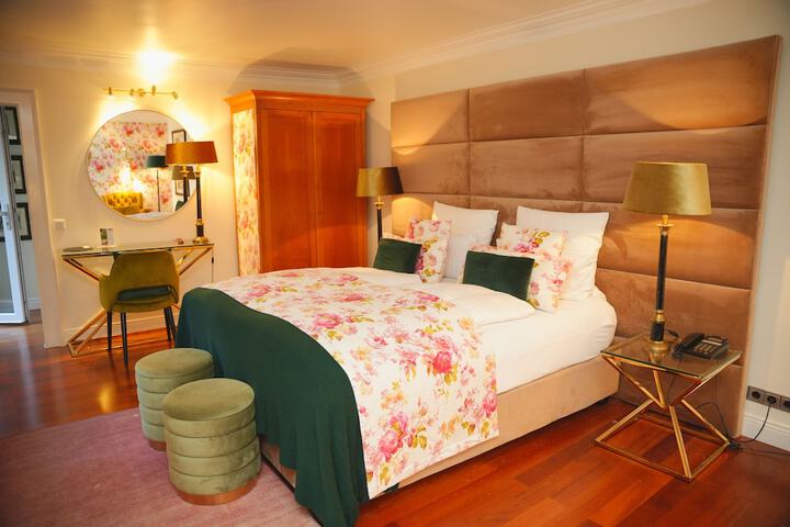 Room 40 of 57