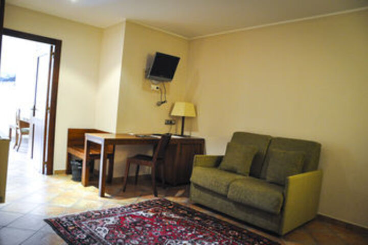 Room 43 of 58