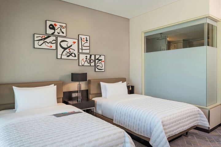Room 26 of 111