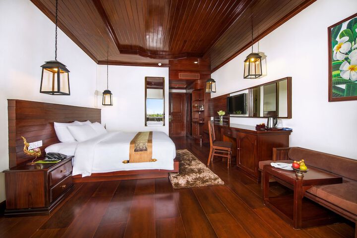Room 20 of 132