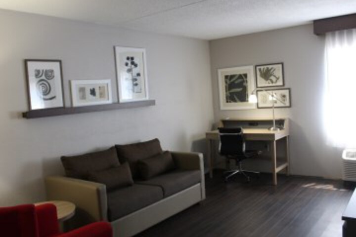 Room 22 of 36