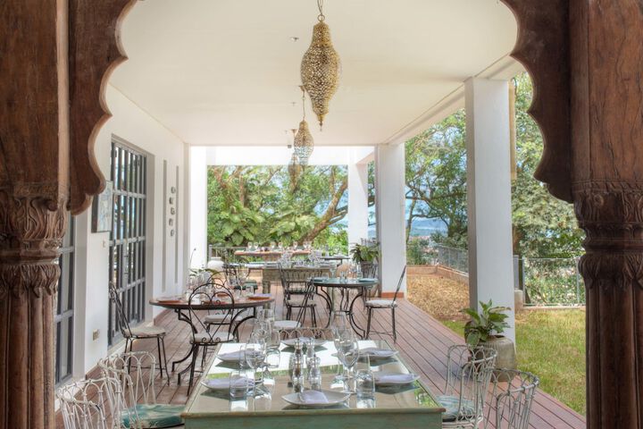 Dining 71 of 160