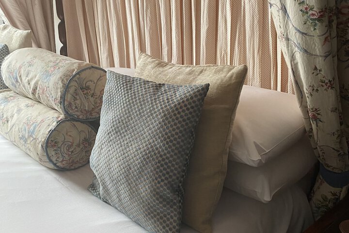 Room 12 of 67