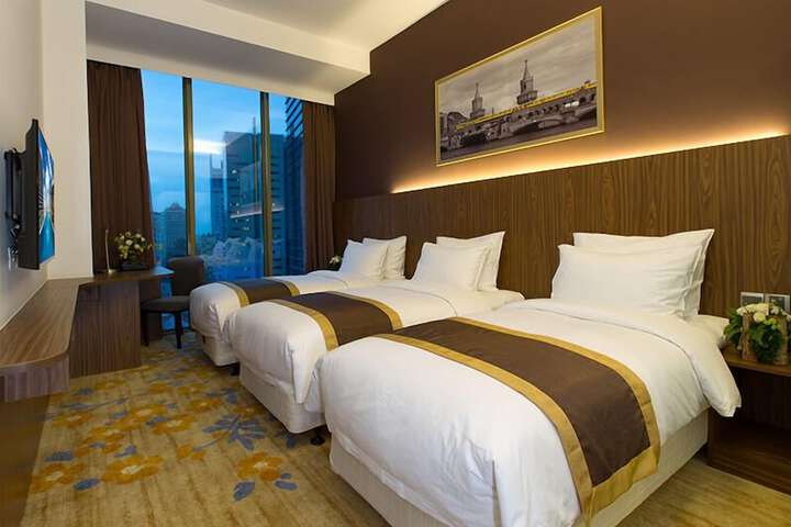 Room 26 of 53