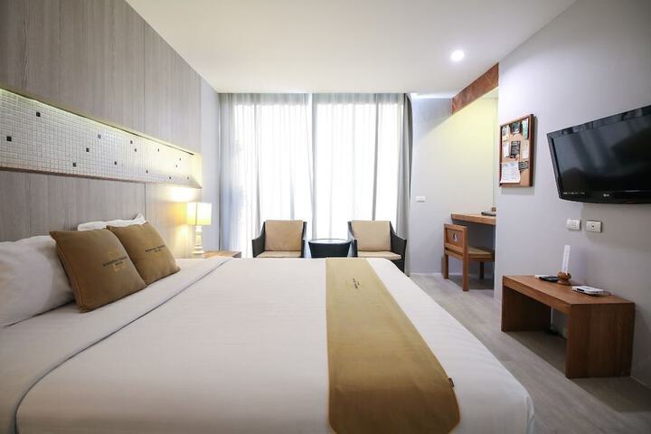 Room 34 of 130