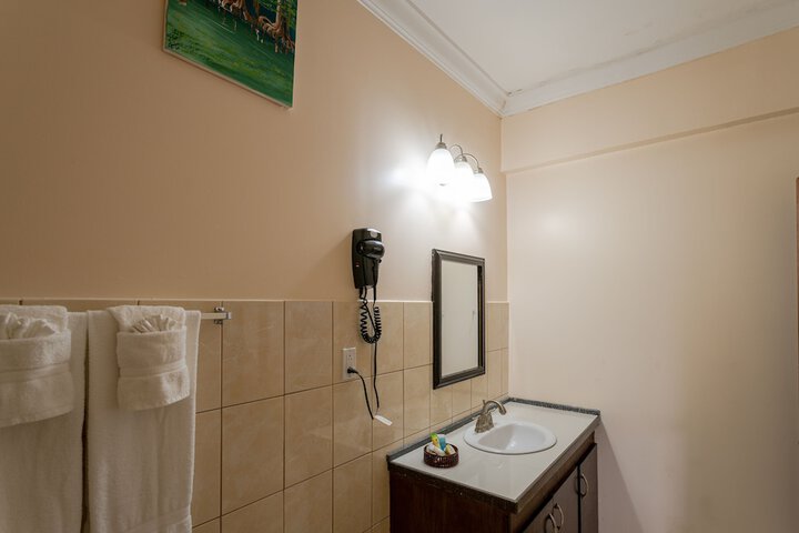 Room 16 of 63