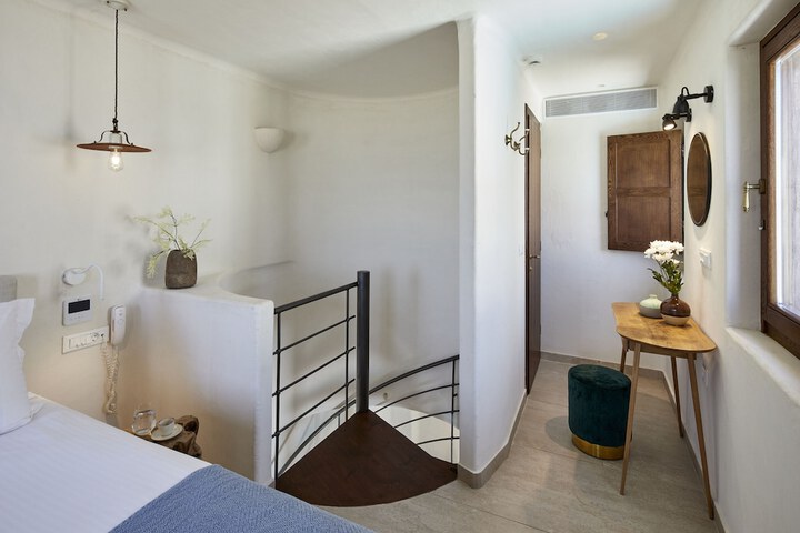 Room 56 of 174