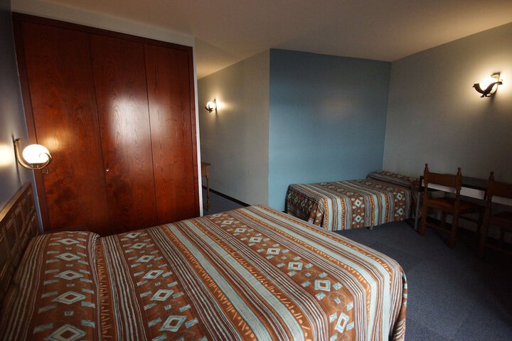 Room 8 of 35