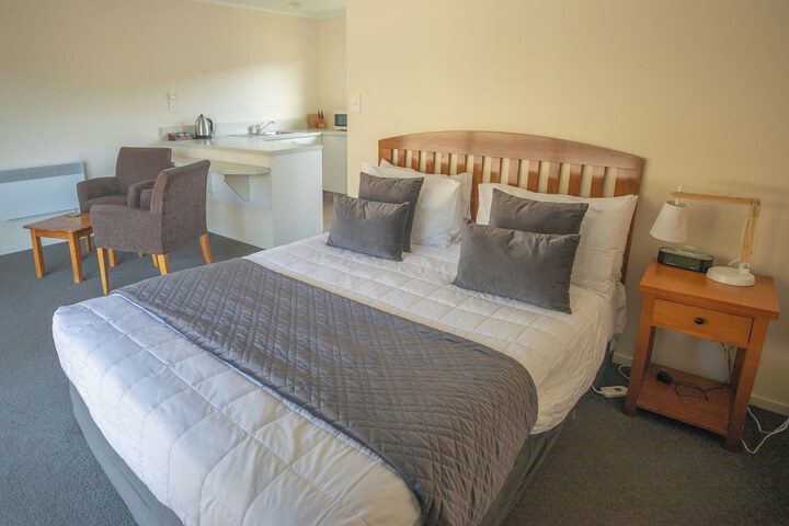 Room 10 of 36
