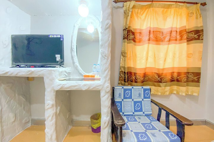 Room 4 of 41
