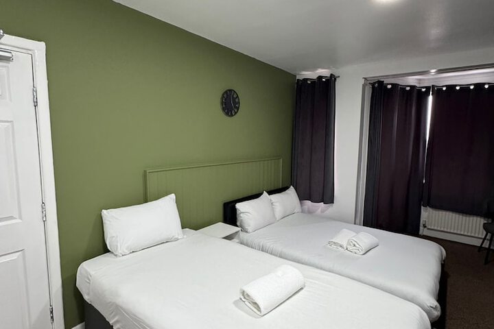 Room 25 of 71