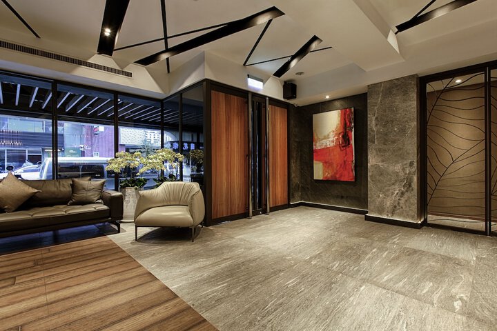 Hotel 4 of 43