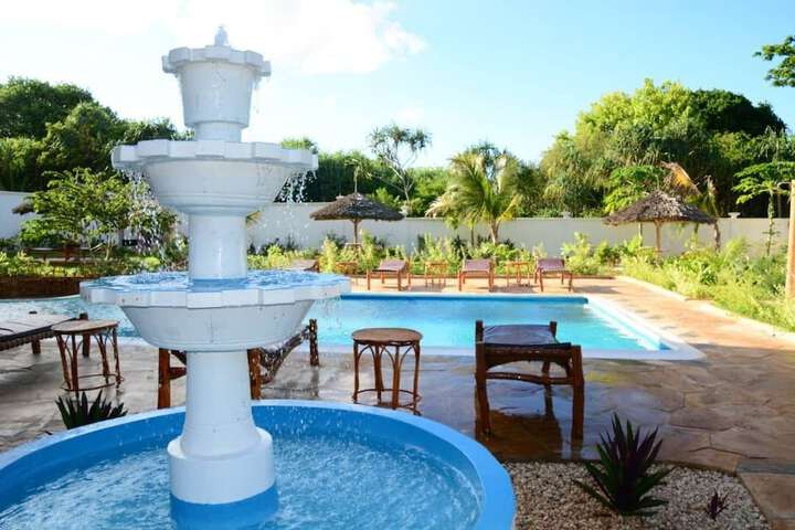 Pool 78 of 148