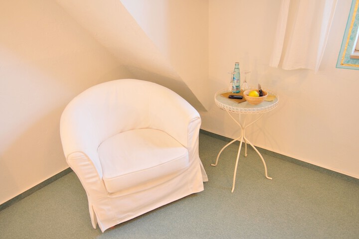 Room 131 of 283