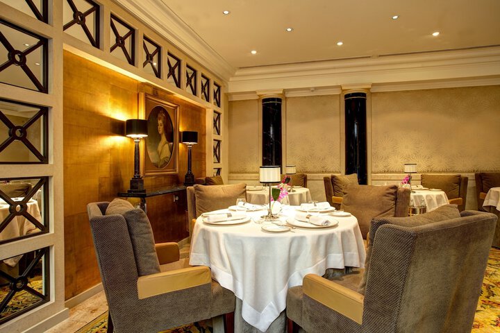 Dining 45 of 89