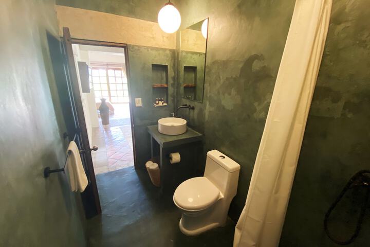 Room 84 of 115
