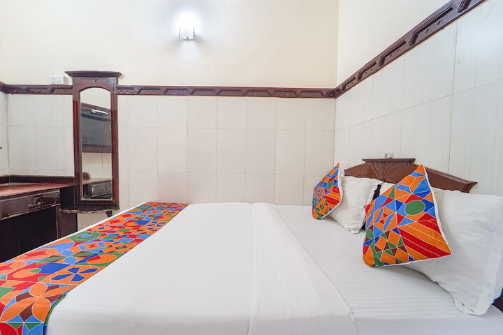 Room 15 of 22
