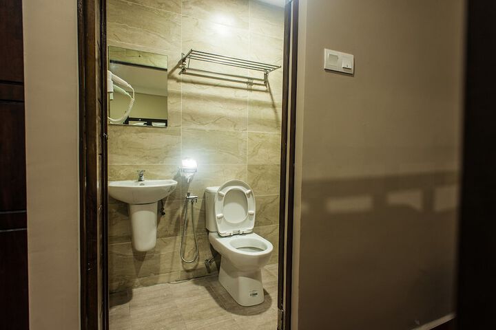 Room 5 of 46