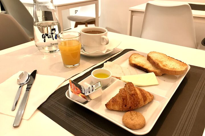 Breakfast/Coffee Service 36 of 43