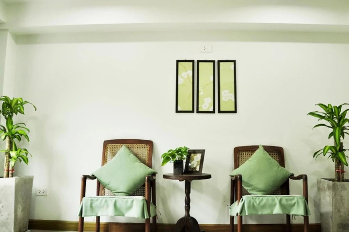 hotel_rooms