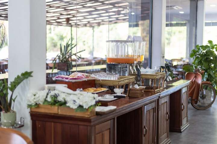 Dining 100 of 207