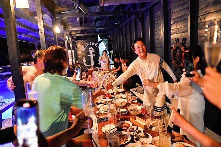 Dining 49 of 72