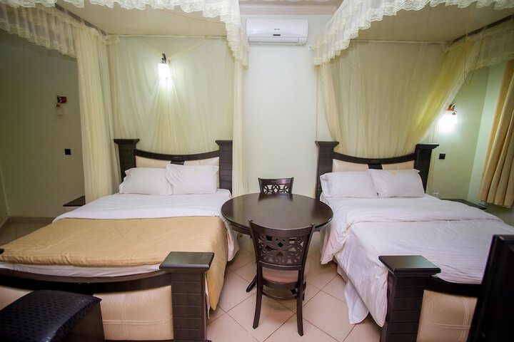Room 29 of 51
