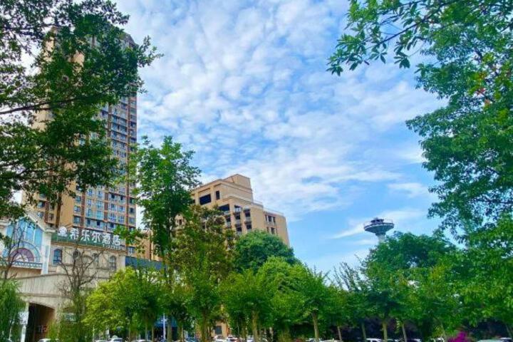 Photo of Emei Mountain Xileer Hotel