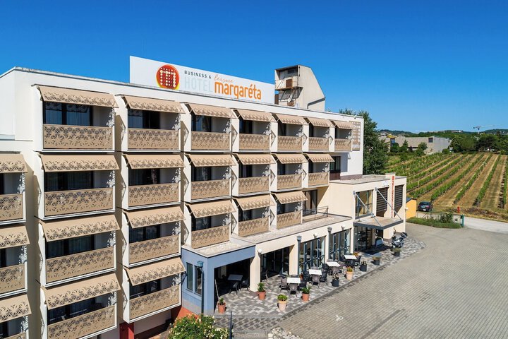 Hotel 72 of 81