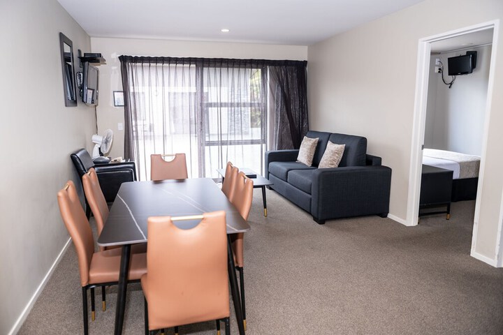 Room 9 of 44