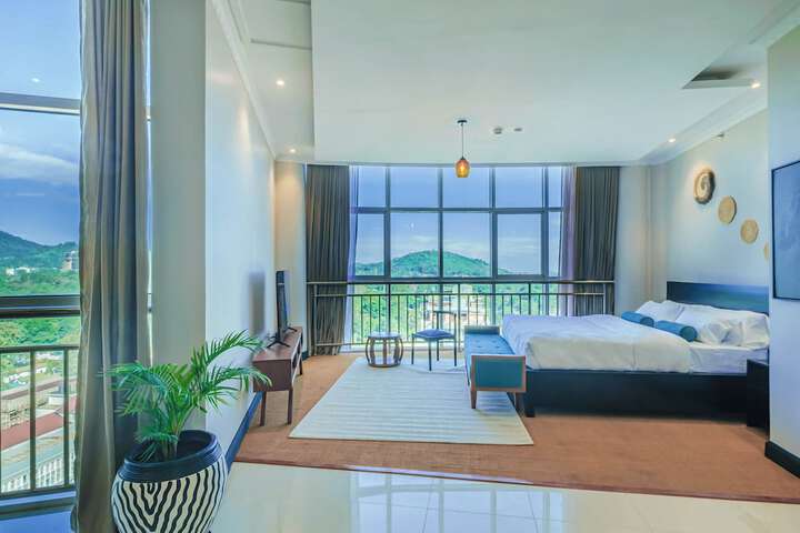Room 12 of 31