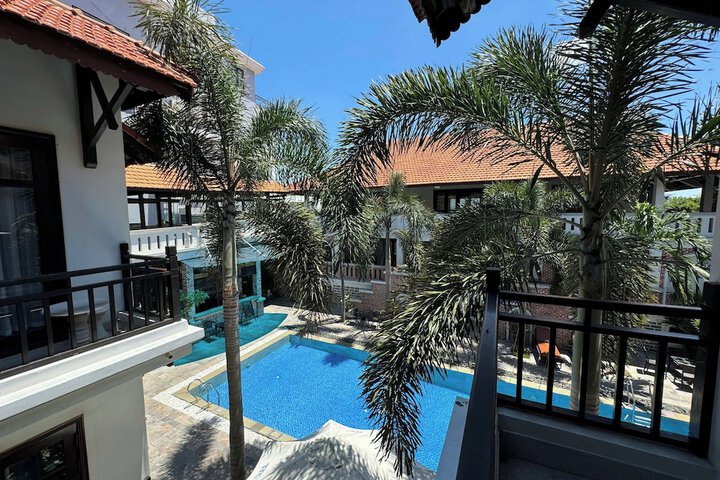 Pool 56 of 84