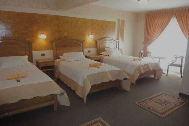 Room 3 of 5