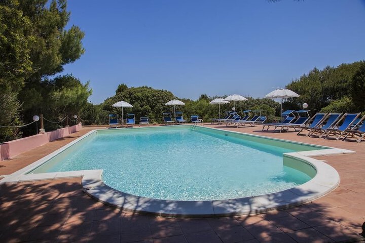 Hotel with Pool