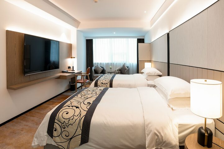 Room 13 of 41