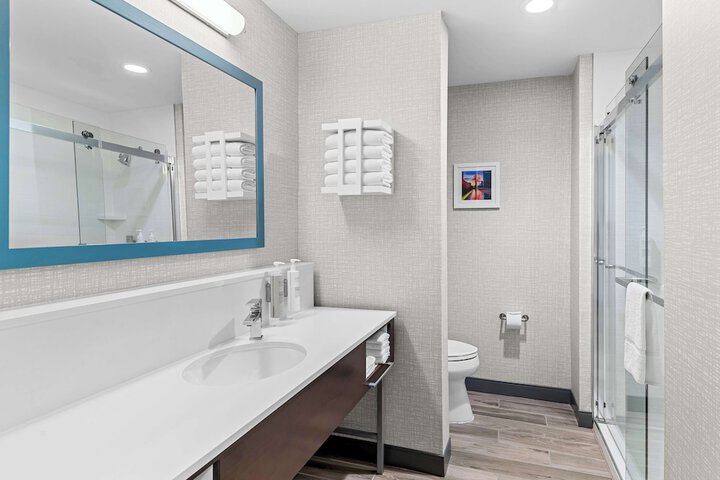 Bathroom shower