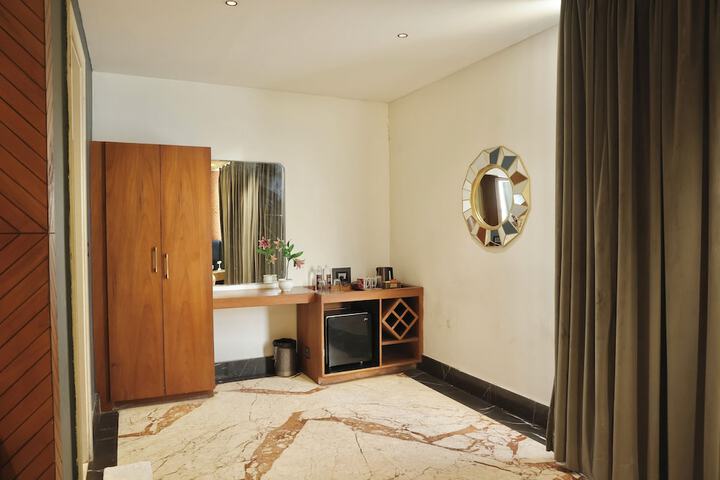 Room 85 of 196