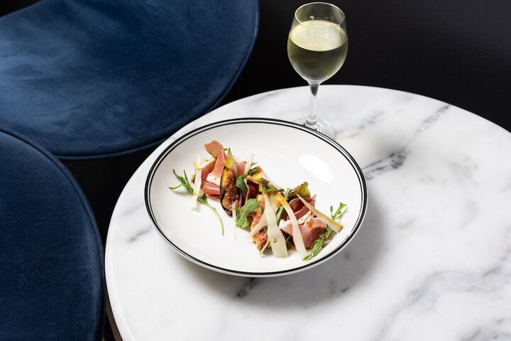 Dining 90 of 138