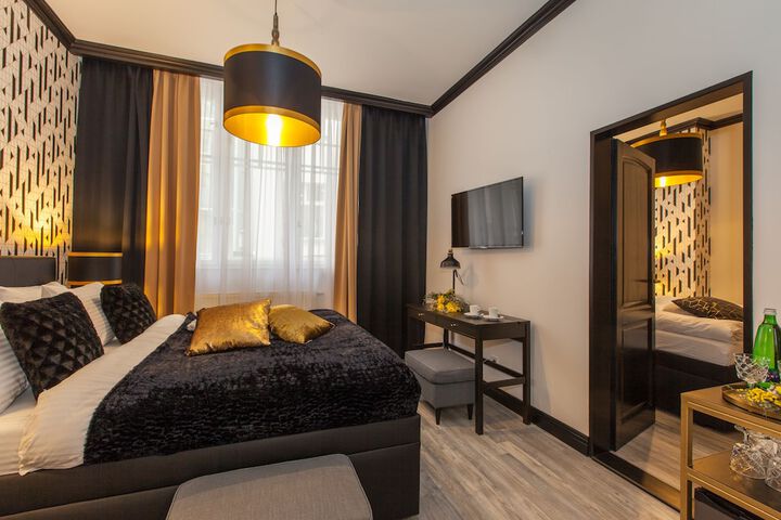 Room 20 of 61