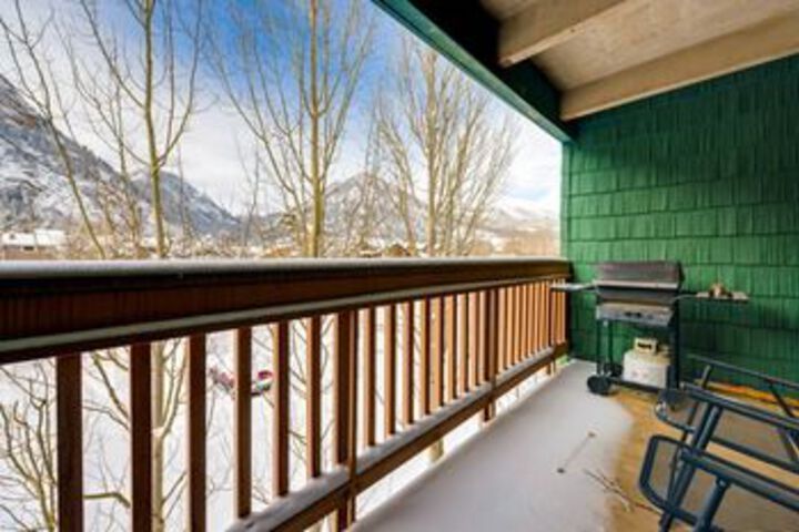 Terrace/Patio 4 of 434
