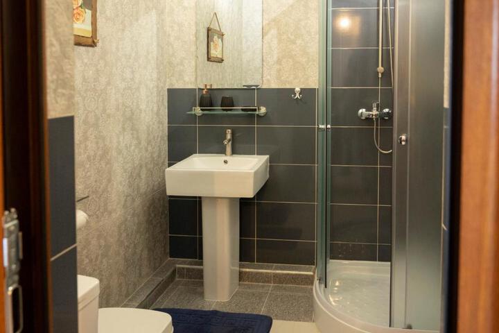 General 24 of 46