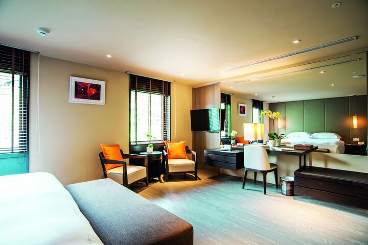 Room 20 of 86