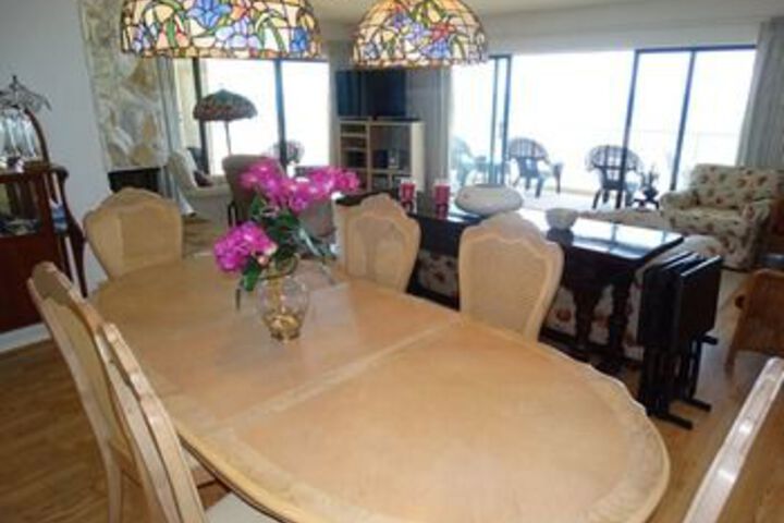 Room 15 of 24