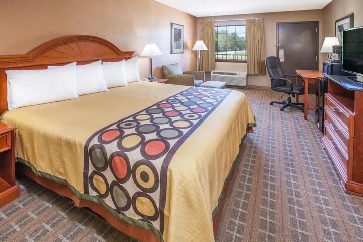 1 King Bed Mobility Accessible (2 of 13)