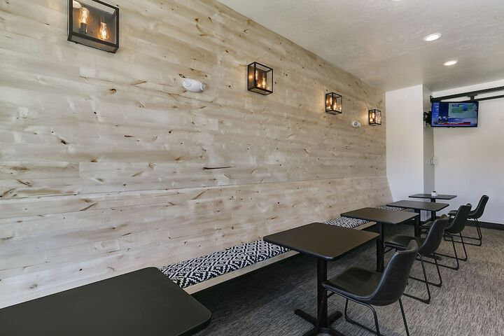 Breakfast/Coffee Service 43 of 95