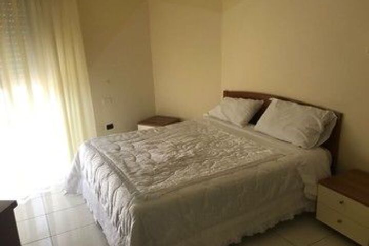 Room 12 of 20