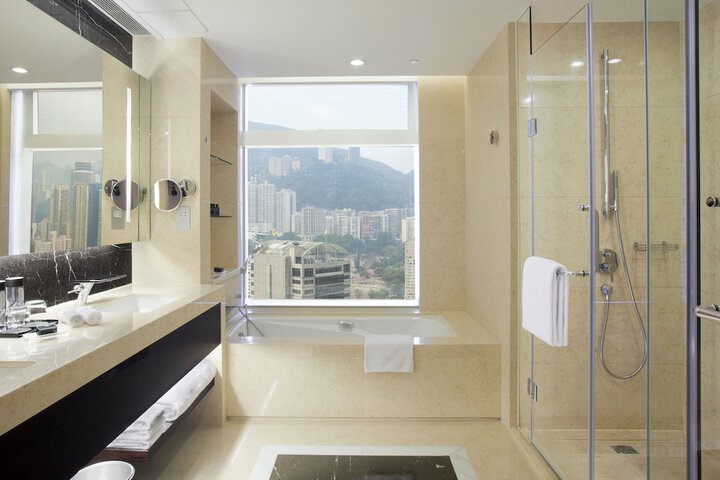 Room 19 of 65
