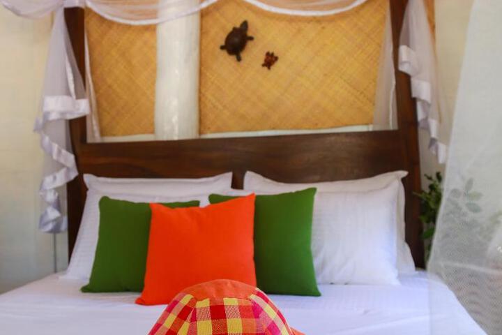 Room 2 of 5