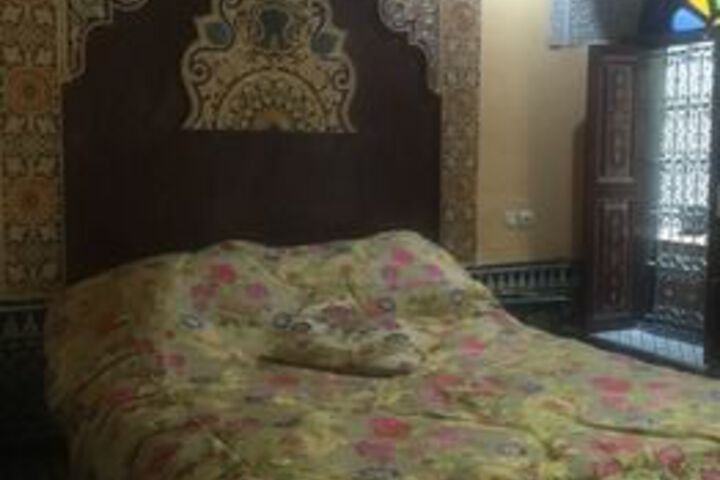 Room 15 of 37