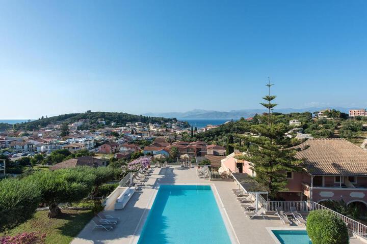 Hill Lofos Hotel